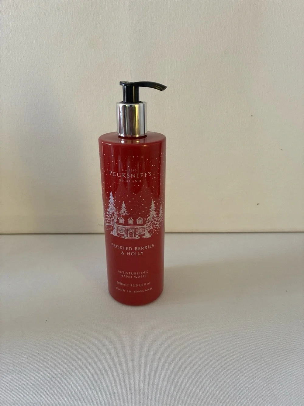 Frosted Berries & Holly Moisturising Hand Wash Pecksniff’s
